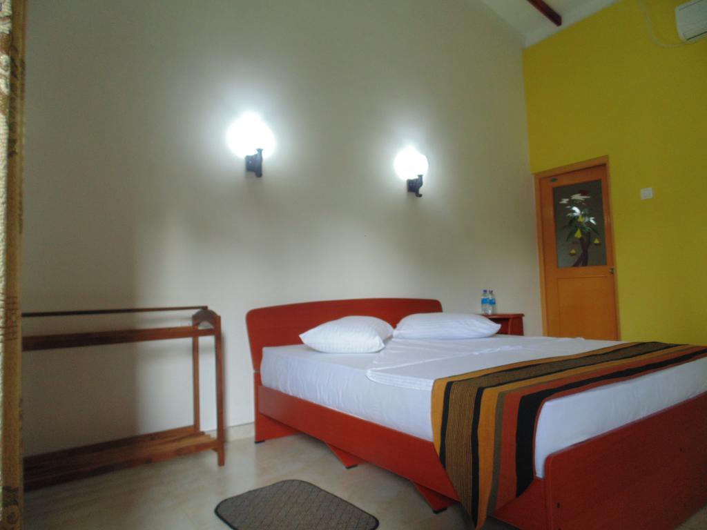 White Eagle Hotel Sigiriya Rom bilde