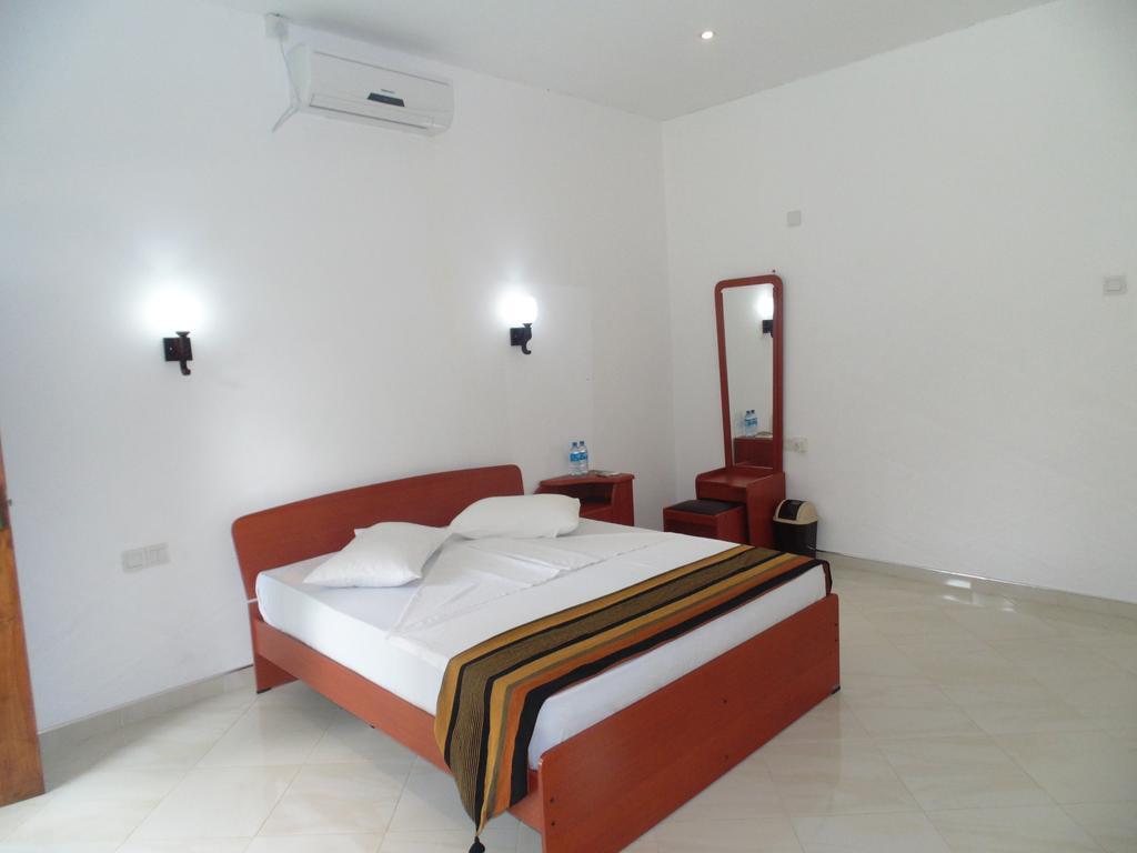 White Eagle Hotel Sigiriya Rom bilde